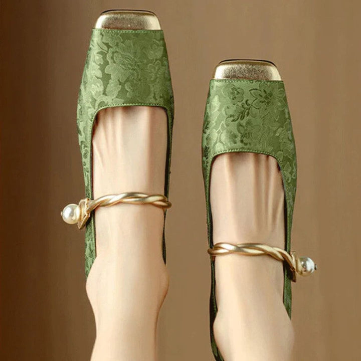 Isabella | Women's Gold Heels 3