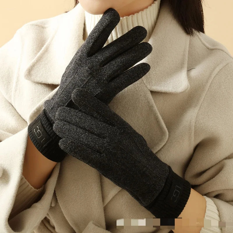 Cashmere-Wool Touchscreen Gloves 9