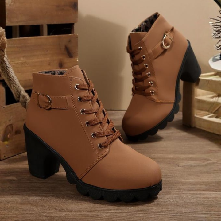 Gretchen | Chic Lace-Up Shoes with Metal Buckle and Chunky Ankle Boots 1