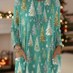 Laira | Knitted Christmas sweater with pine decoration