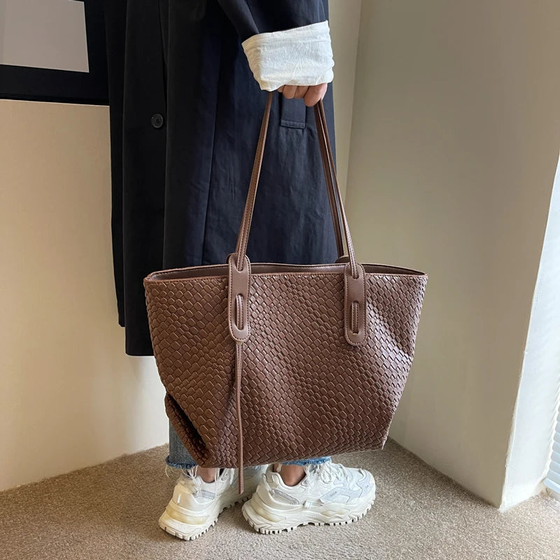 Margot | Chic Woven Tote Bag 2