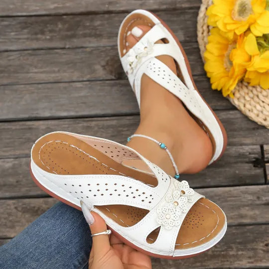 Trina | Wedge-heeled Flower Slippers