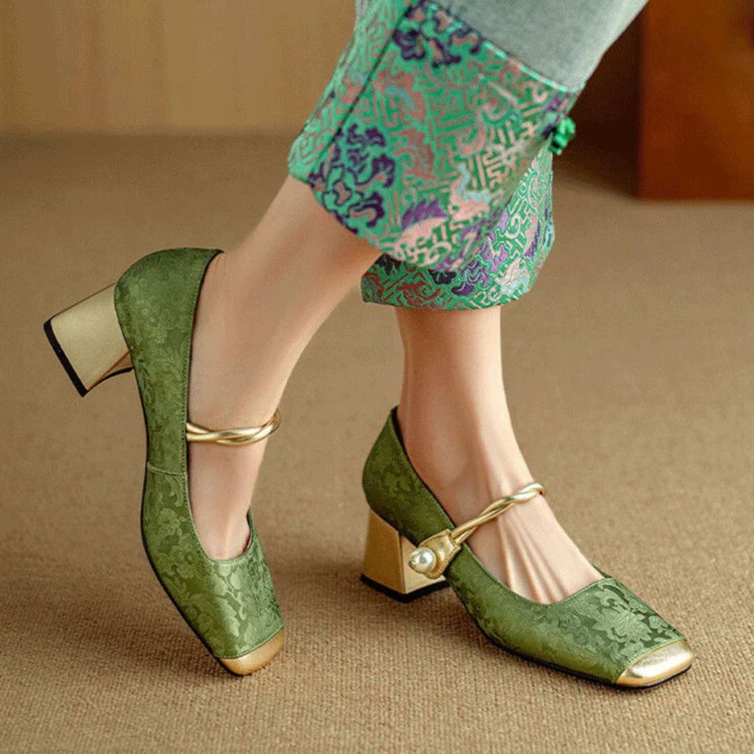 Isabella | Women's Gold Heels 1